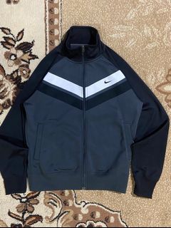 (Category: ) located in . Submitted by yatthriftstore2 (Listing ID 1264046720, Image 1). Description: .