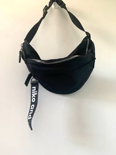 （分類：）位於 。 由 littlethinglinger 提交（商品編號 1263926920，圖片 1）。簡介： 。
