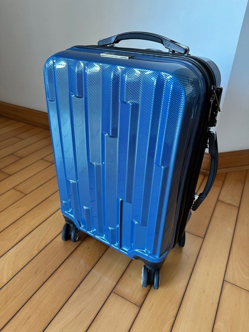 Hk express store luggage price