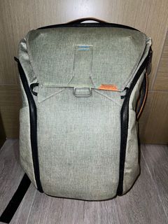 （分類：）位於 。 由 albert.c.h.57 提交（商品編號 1263987375，圖片 1）。簡介： 。