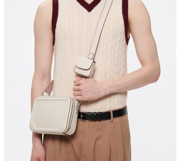 Chalk Square Sling Bag - PEDRO US