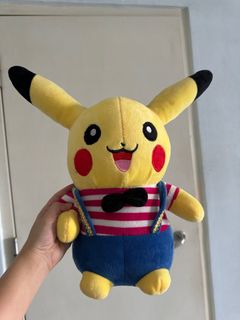 (Category: ) located in . Submitted by wardroberape (Listing ID 1263908144, Image 1). Description: .