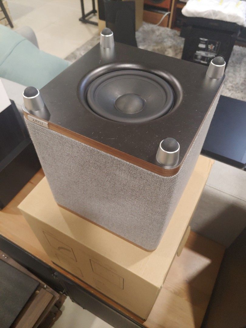 Ruark Audio's first Subwoofer for MR1 Mk2 desktop speakers, Audio