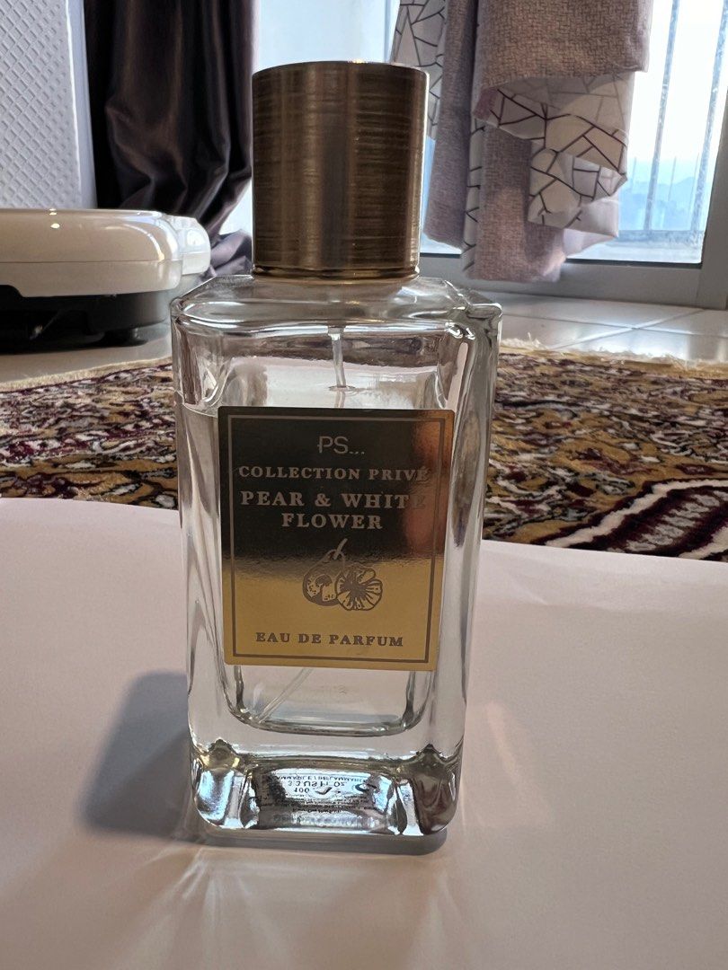 Pear and sales white flower perfume