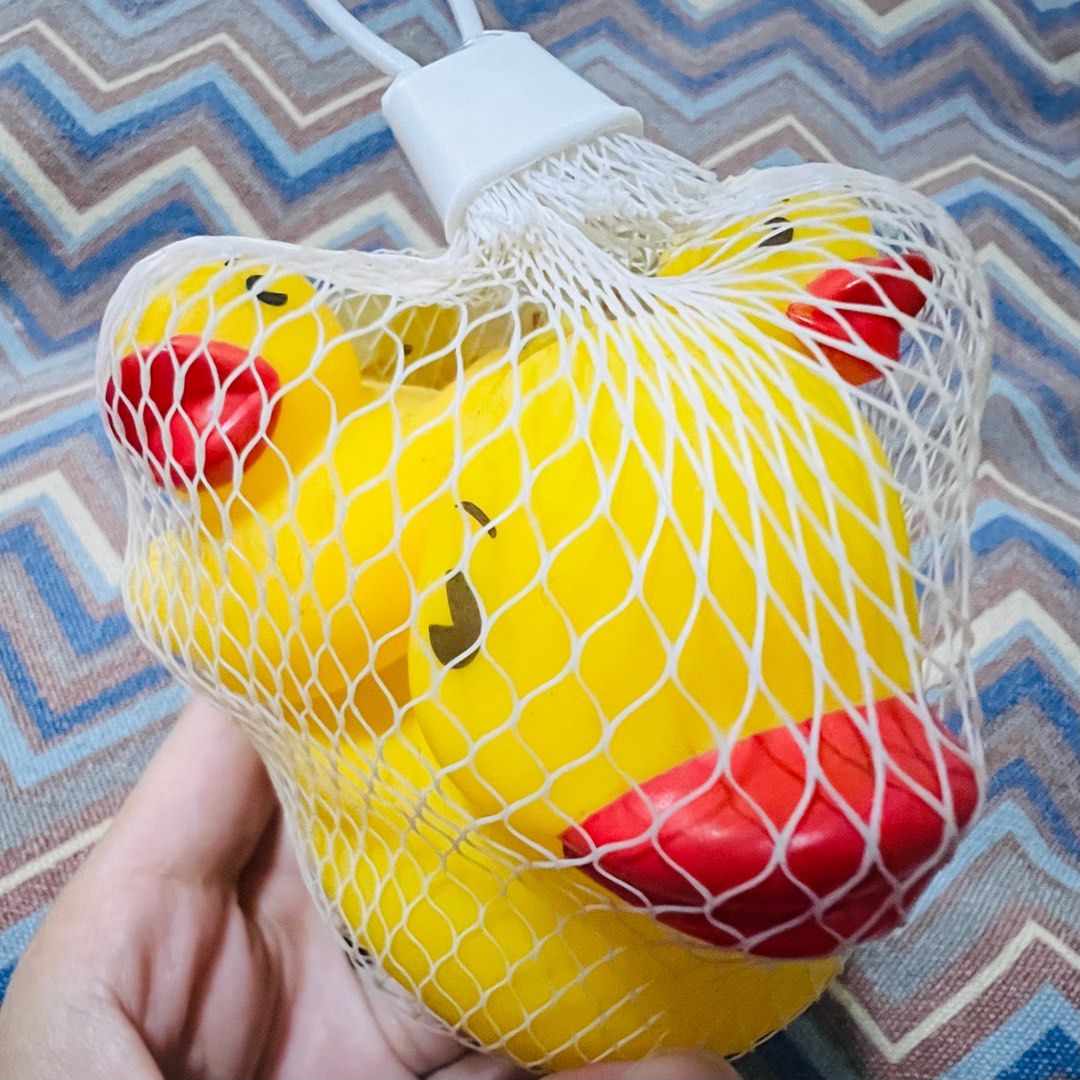 RUBBER DUCKY (Category: Kids Toys) located in Manila. Submitted by tarbabe (Listing ID 1264015904, Image 1). Description: New but old stock. Never used. Made of soft rubber. Set of 3.