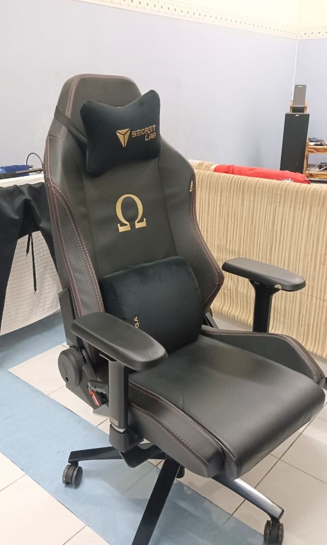 Secret lab gaming chair, Video Gaming, Video Games, Others on Carousell