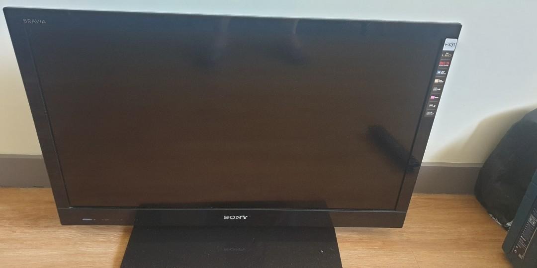 SONY BRAVIA 32" LCD TV, TV & Home Appliances, TV & Entertainment, TV on ...