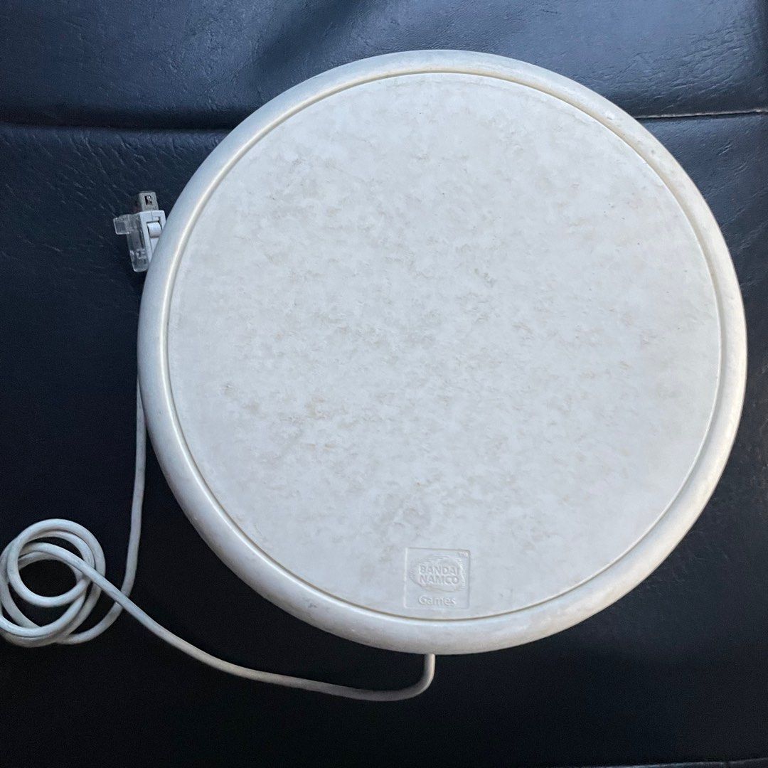 Taiko no Tatsujin Wii Controller Japan (Category: Controllers) located in Mandaluyong City. Submitted by akihabara48 (Listing ID 1263982744, Image 1). Description: Taiko no Tatsujin Wii Controller No stand and sticks Tested Working From Japan Has scratches and smudge.