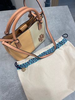（分類：）位於 。 由 checcwong 提交（商品編號 1263962550，圖片 1）。簡介： 。
