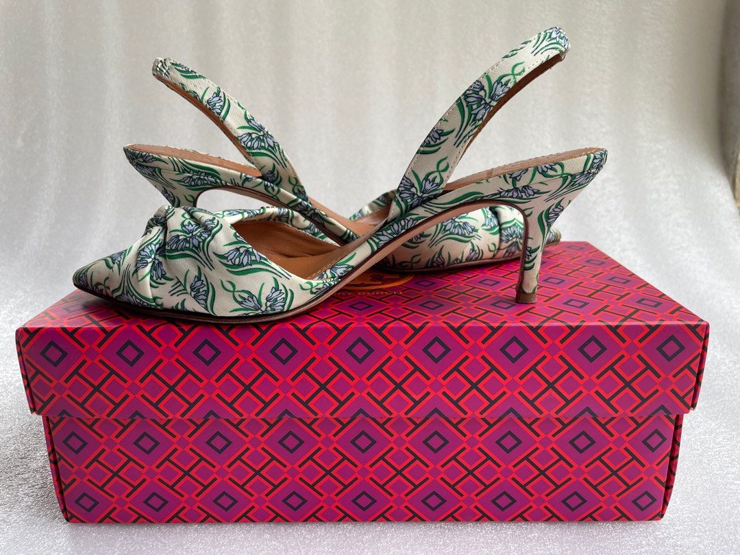 Kitten on sale heels 219