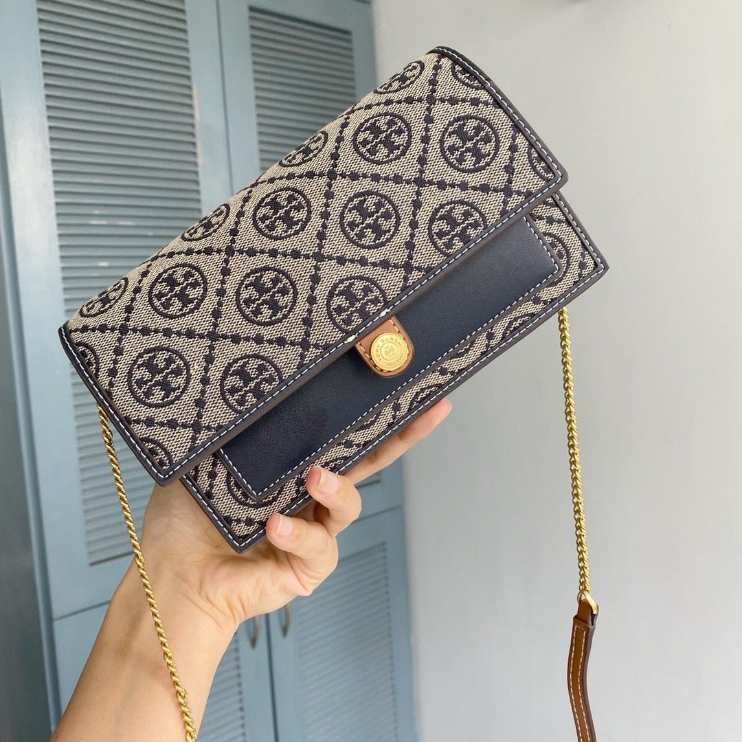 Tory burch navy crossbody bag best sale