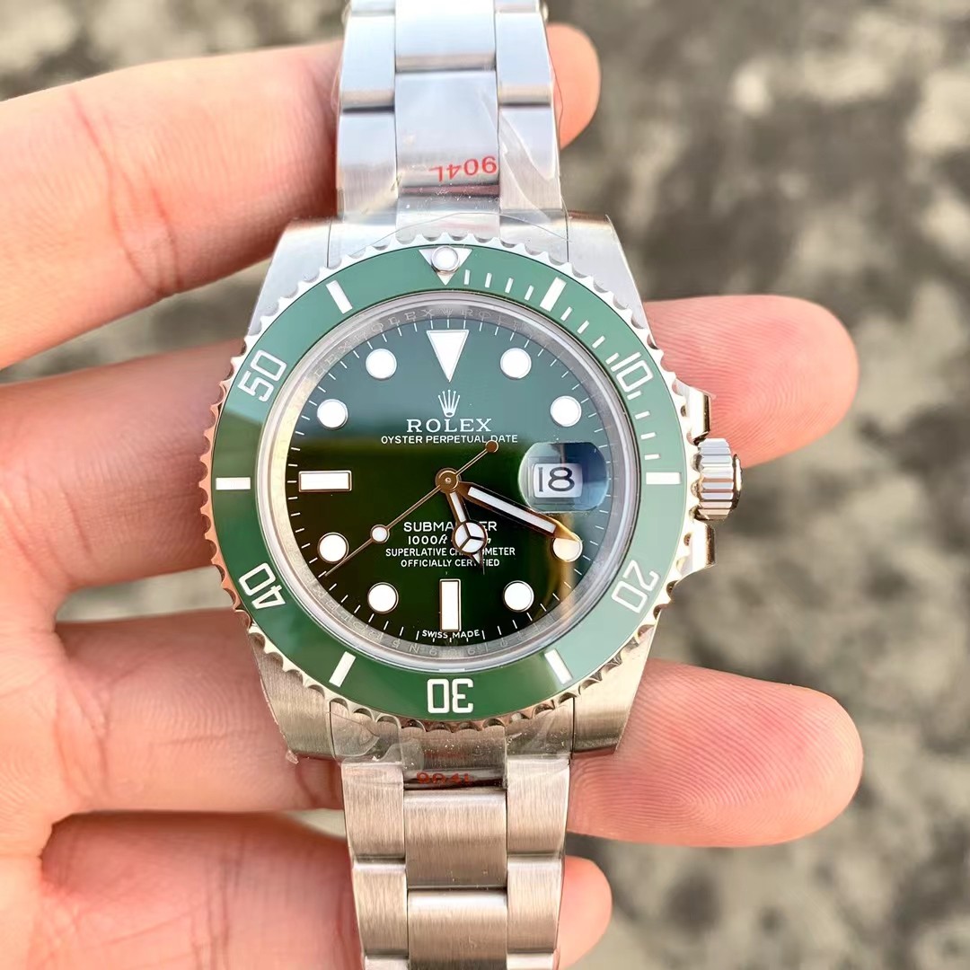 Rolex Men's Submariner Hulk Stainless Steel 40mm Green Dot Dial