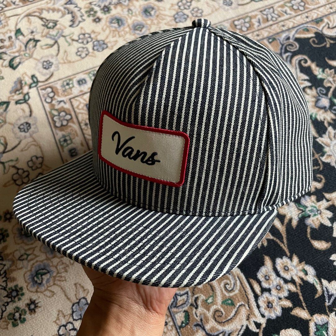 Vans Dusk Downer Snapback Men s Fashion Watches Accessories