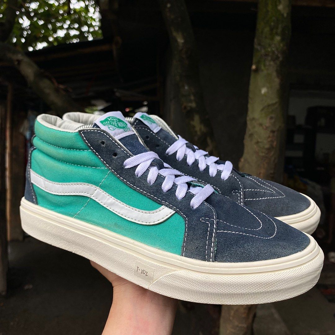 Mint hot sale blue vans