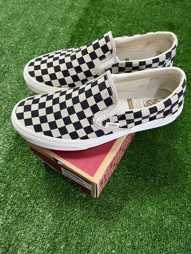 Black and white plaid slip on vans discount