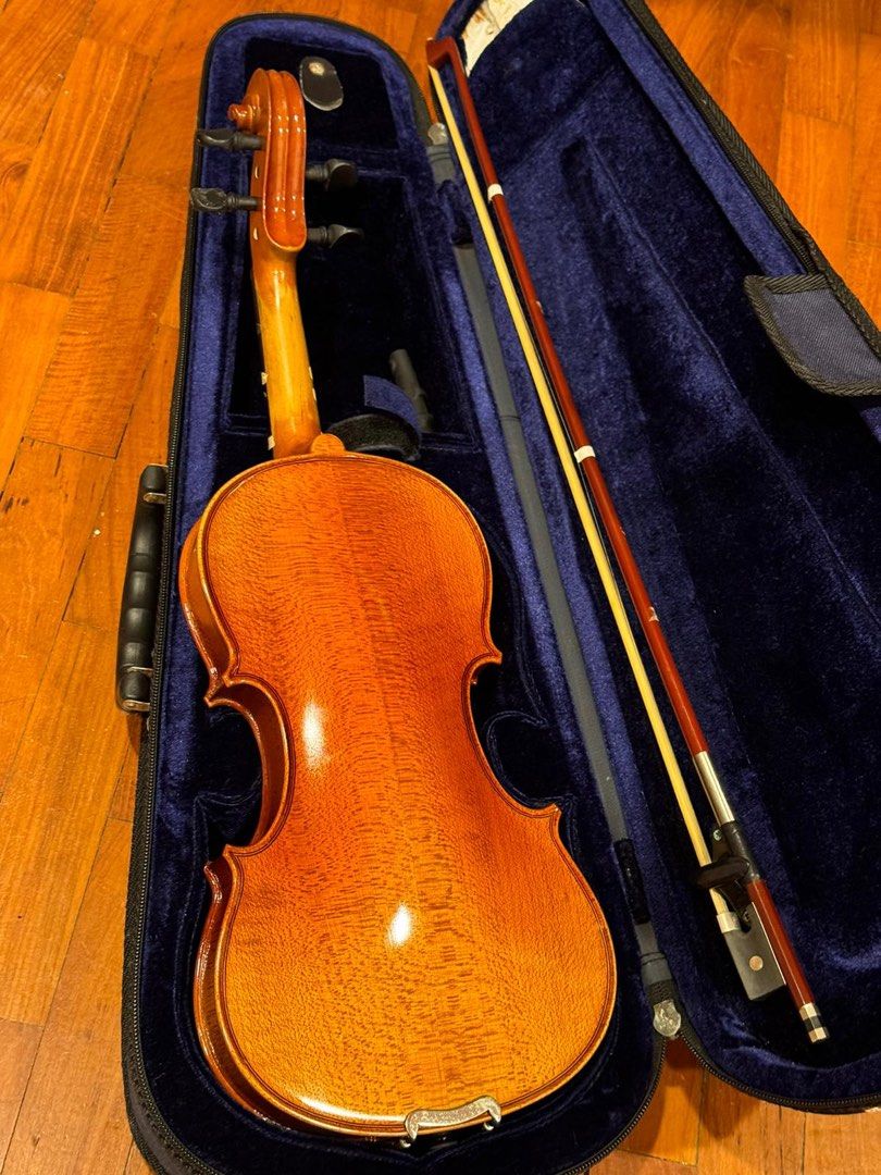 Violin, Hobbies & Toys, Music & Media, Musical Instruments on Carousell