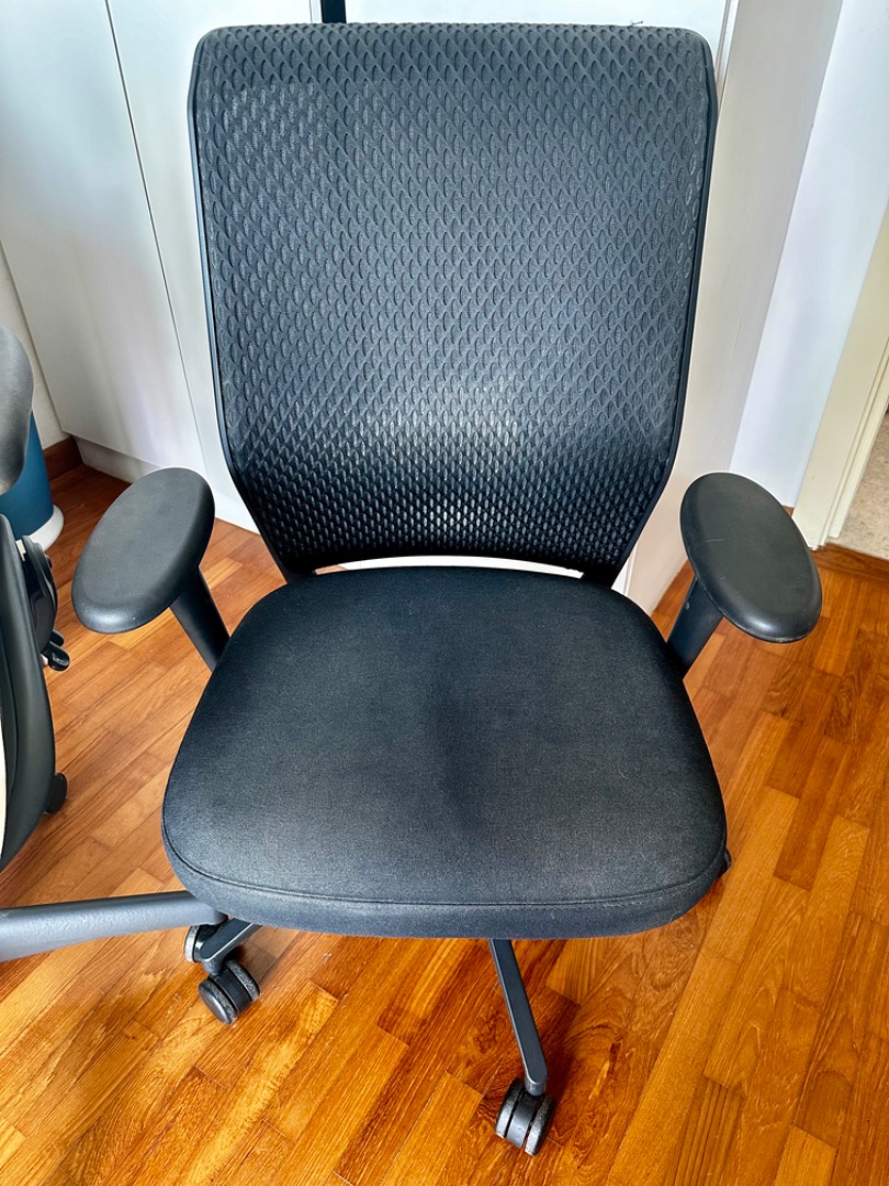 Genuine VITRA ID Chair Concept - Designer office chair, Furniture ...