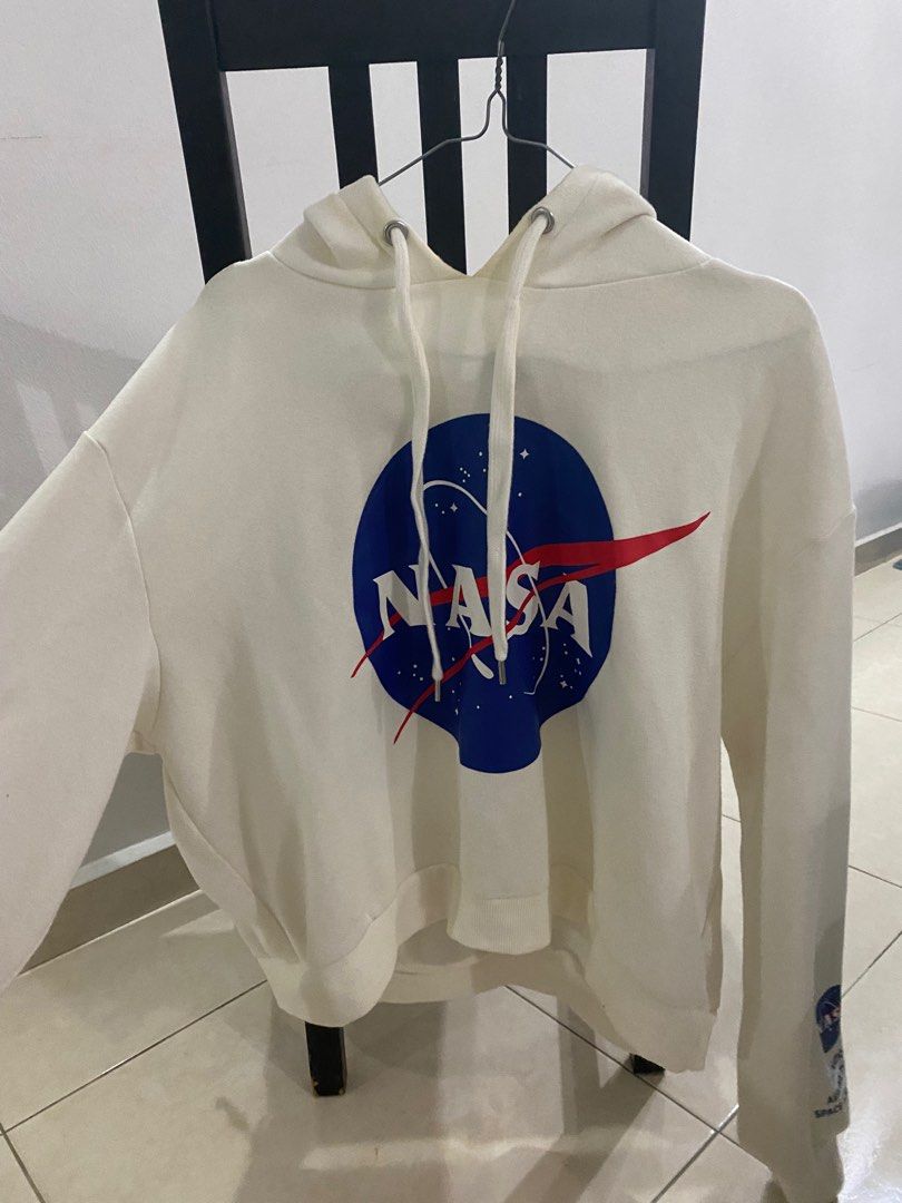 White nasa top hoodie