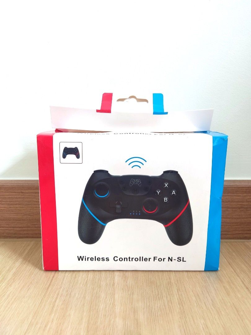 Wireless controller (Category: Controllers) located in Singapore. Submitted by ghstorchid (Listing ID 1263892870, Image 2). Description: Brand new Nintendo Switch wireless controller up for grabs at only $18! Box not in mint condition. Self collect at Tampines North Drive 2..