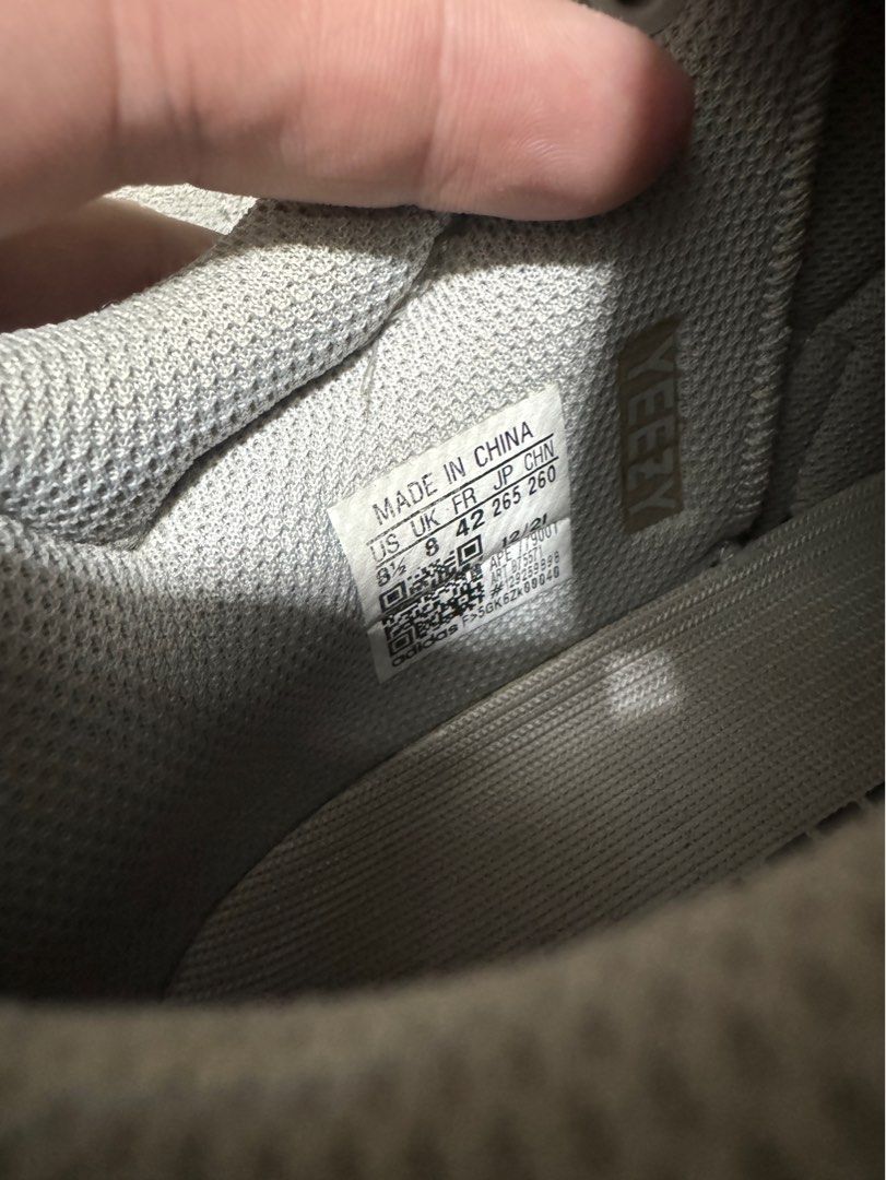 adidas Yeezy 700 'Wave Runner', Men's Fashion, Footwear, Sneakers