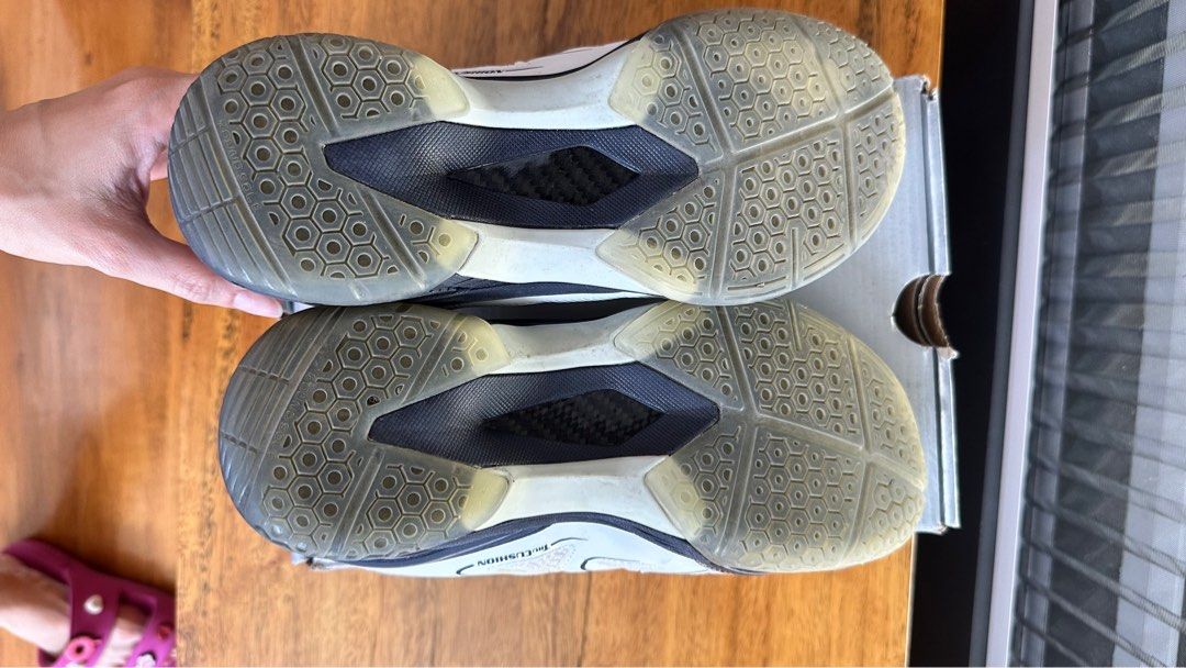 yonex badminton shoes hydro force 2