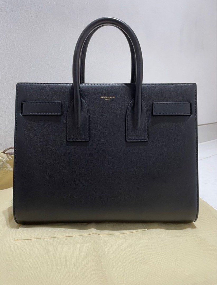 SAINT LAURENT Sac De Jour Large in grey calf, Luxury, Bags & Wallets on  Carousell