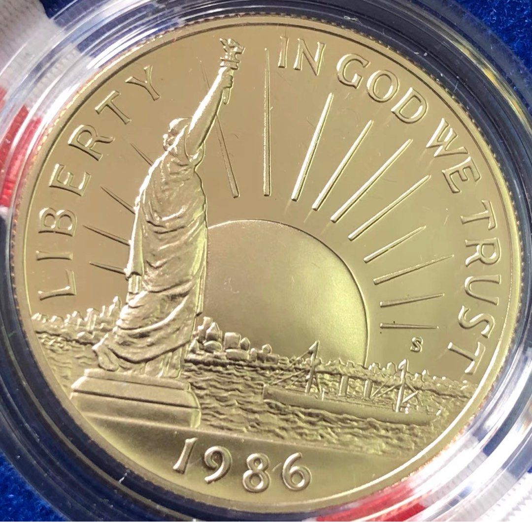 美國1986年半美元half dollar 💵 精制紀念幣（自由女神像百年紀念，完美品）, 興趣及遊戲, 收藏品及紀念品, 錢幣- Carousell