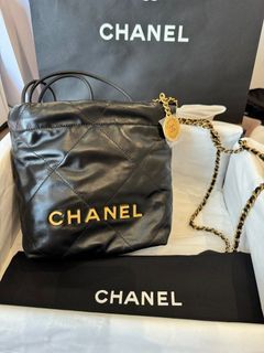 Chanel 22 medium GHW, Luxury, Bags & Wallets on Carousell