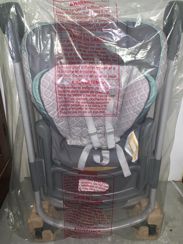 Graco slim spaces best sale highchair