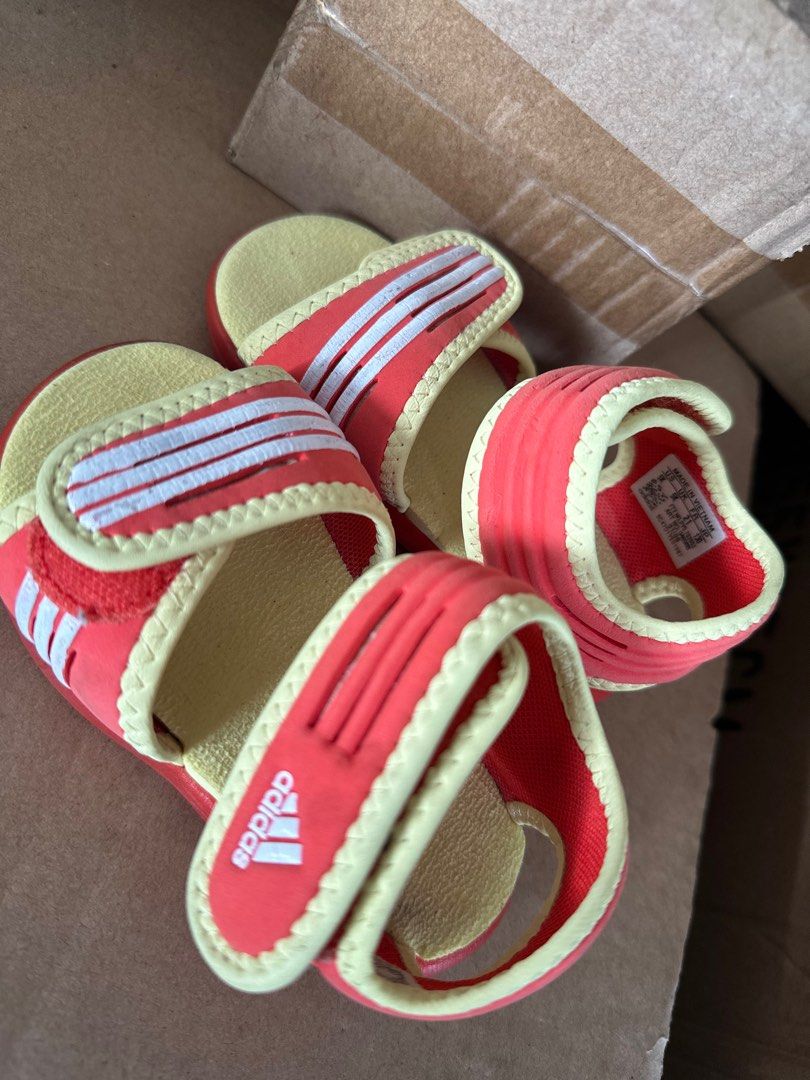 Adidas online slipper baby