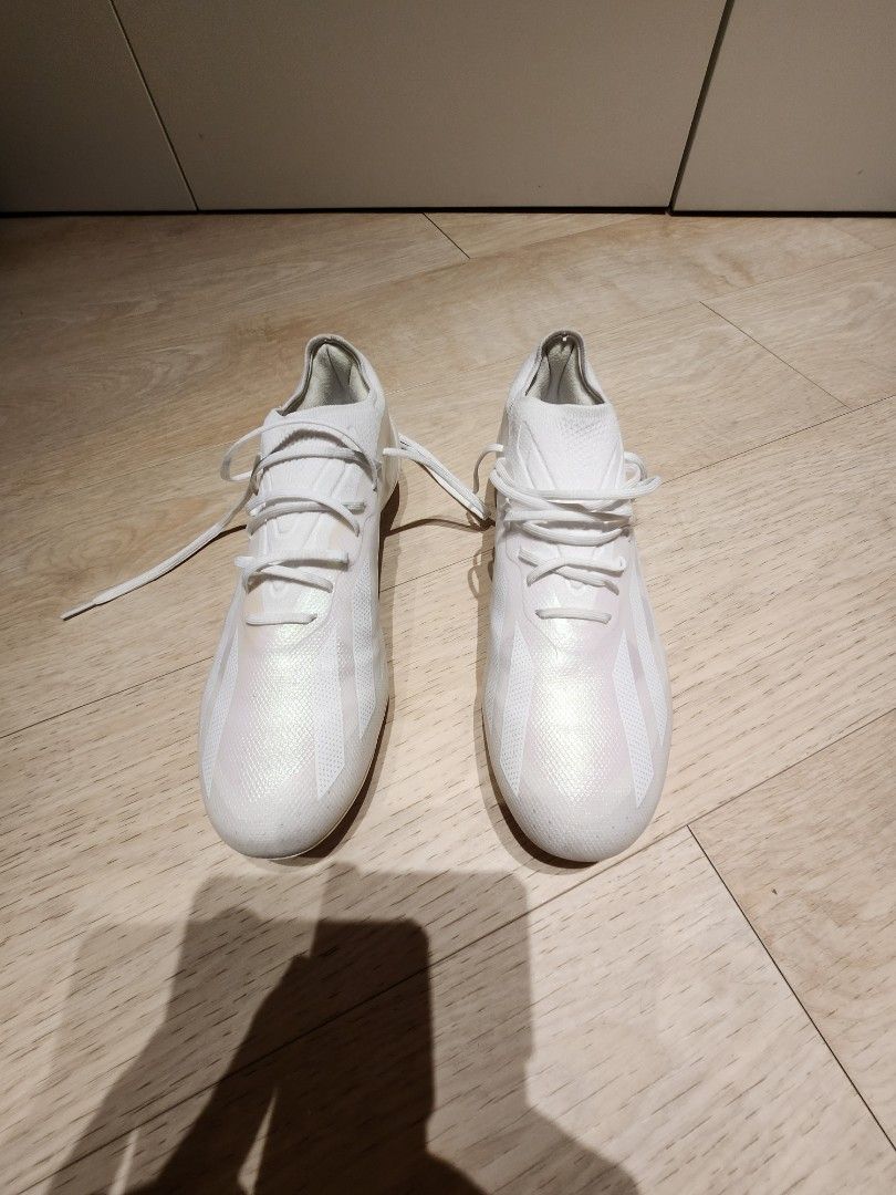 Adidas us 9 uk 8.5 off white outlet