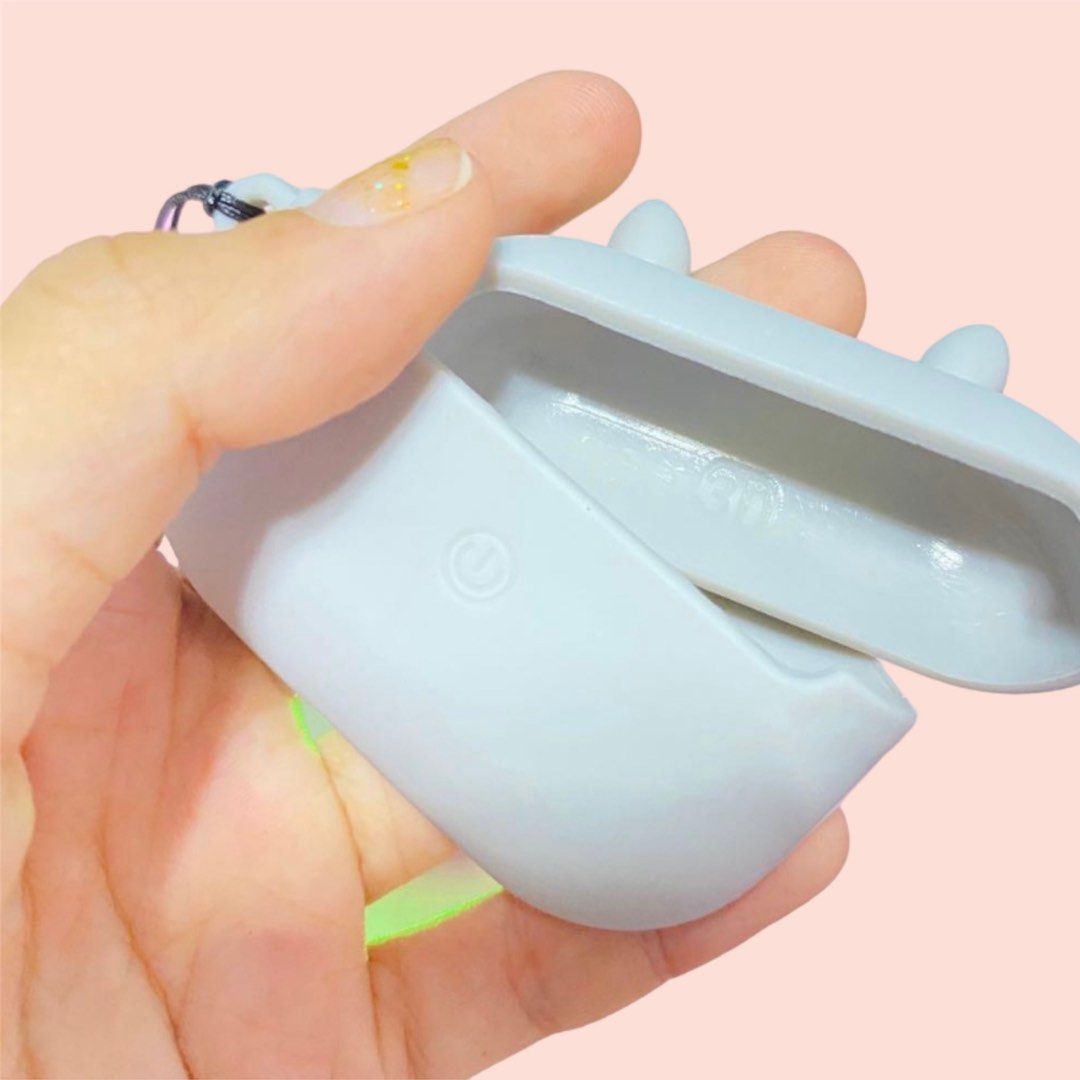 Airpods Pro 1 Totoro Cute Case (Category: Earphones) located in Santa Rosa. Submitted by luisa317xd (Listing ID 1264136112, Image 2). Description: Airpods Pro 1 Totoro Cute Case -Bought in Shopee -Silicone Case Based -Never been used, Good as new RFS: Decluterring MOP: COD, Gcash, Paymaya MOD: Shopee Checkout, Lalamove, Meetup Loc: Santa Rosa, Laguna COMMENT “MINE” or DM to avail 🩷🌸.