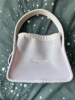 （分類：）位於 。 由 el8282 提交（商品編號 1264129928，圖片 1）。簡介： 。