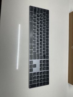 Apple Magic Keyboard w/ Numeric Keypad (Space Gray)