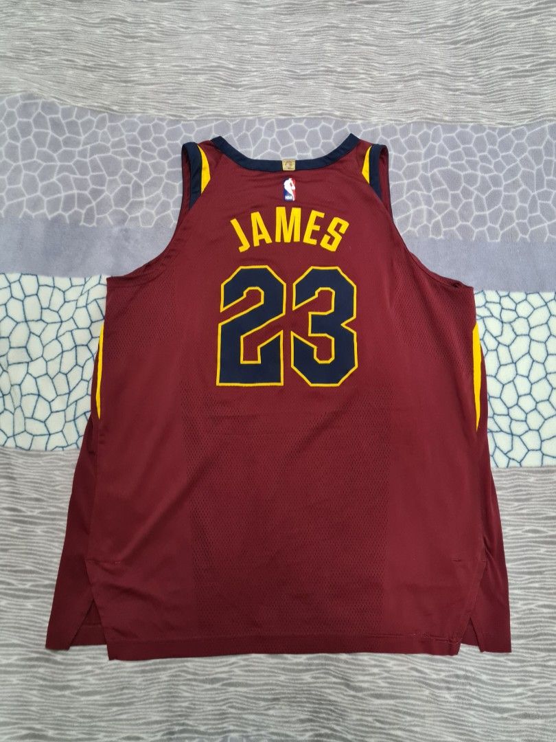Authentic Nike Men s NBA Cavs Icon Edition Aeroswift Jersey XL