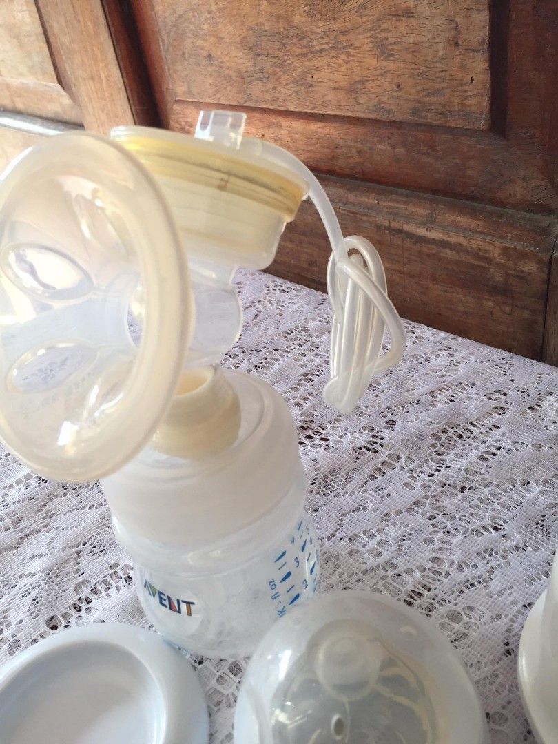 AVENT COMFORT SINGLE ELECTRIC BREAST (Category: Breastfeeding & Bottle Feeding) located in Tuguegarao City. Submitted by kikay.store.ph30 (Listing ID 1264127806, Image 3). Description: 25mm flange size with silicone cushion complete inclusion no box but will provide generic box MOD : JNT - LBC - BUS SHIPPING MOP : GCASH - BDO SHOPPE CHECK OUT ✅.