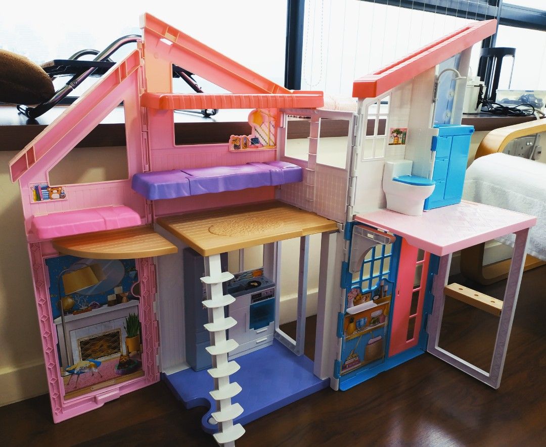 BARBIE Doll House (foldable) with doll included!!, Hobbies & Toys, Toys
