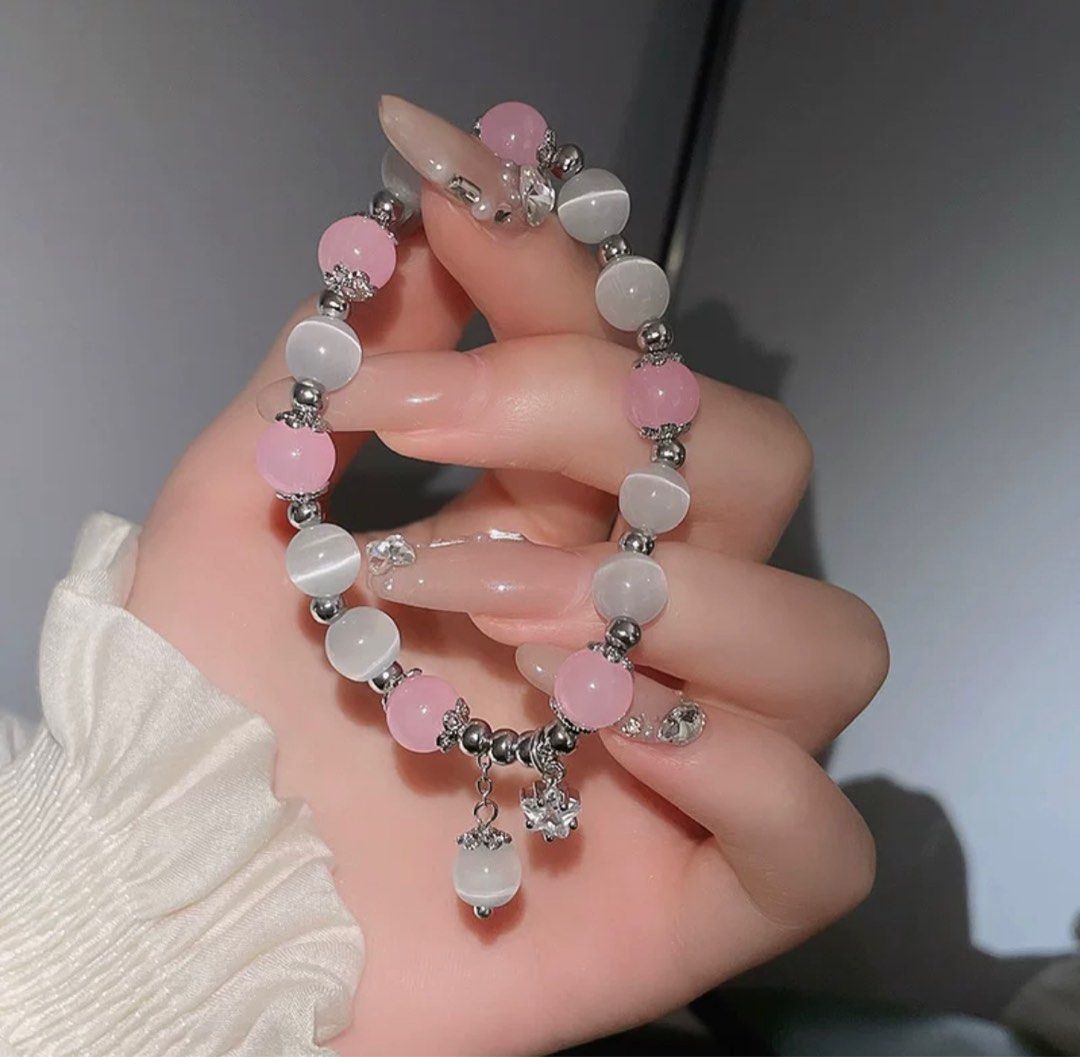 Cute store bead bracelets