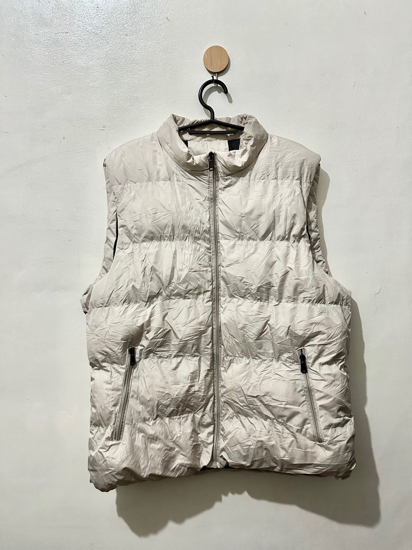 Beige Puffer Vest, Women's Fashion, Coats, Jackets and Outerwear on