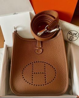 Hermes Evelyne 29 Barenia 皮(請細閱內容及參考我評分), 女裝, 手袋及銀包, 長銀包- Carousell