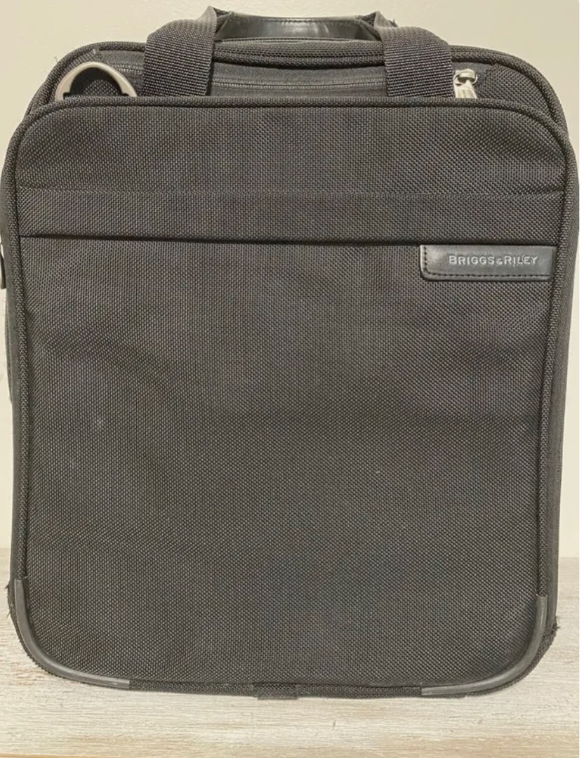 Briggs and Riley Vertical Computer Brief/Backpack, Computers & Tech