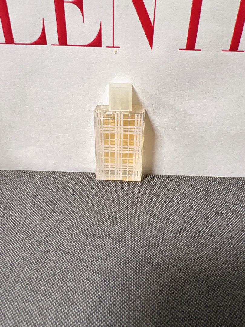 Burberry horseferry store house perfume