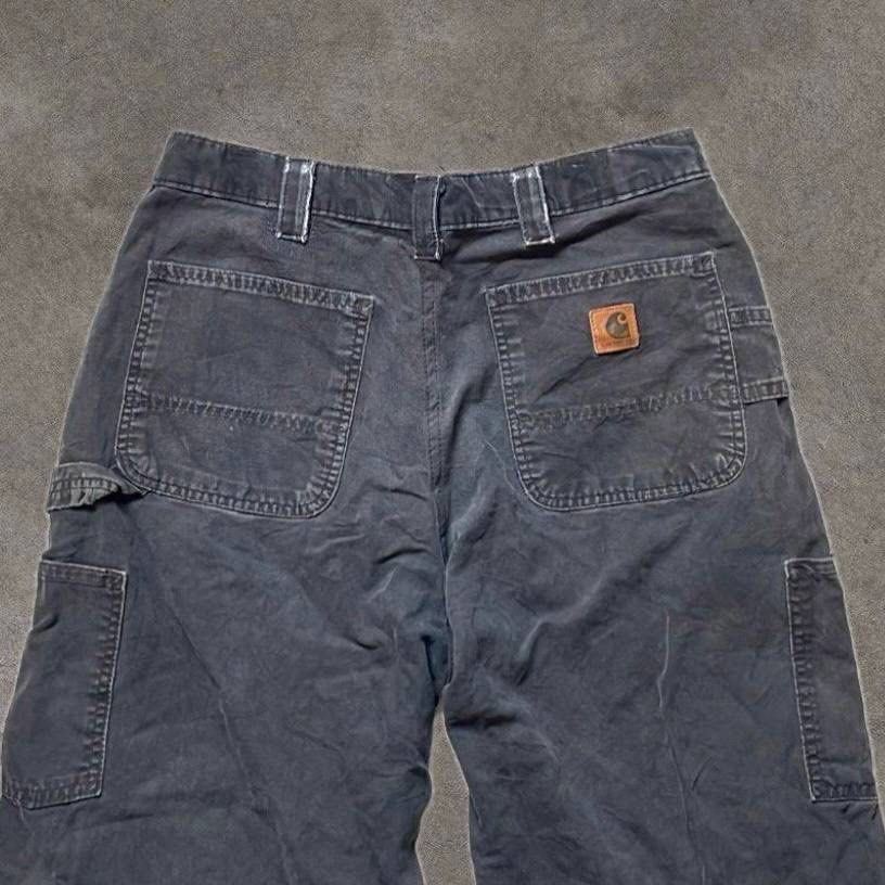 Carhartt Carpenter Pants Distressed, Men's Fashion, Bottoms, Jeans on  Carousell