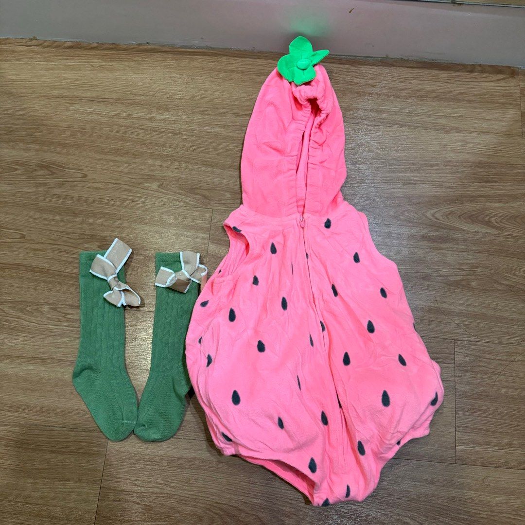 Carter's sales strawberry outfit