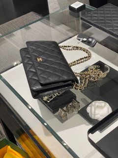 Brand new> Chanel wallet on chain, Luxury, Bags & Wallets on Carousell