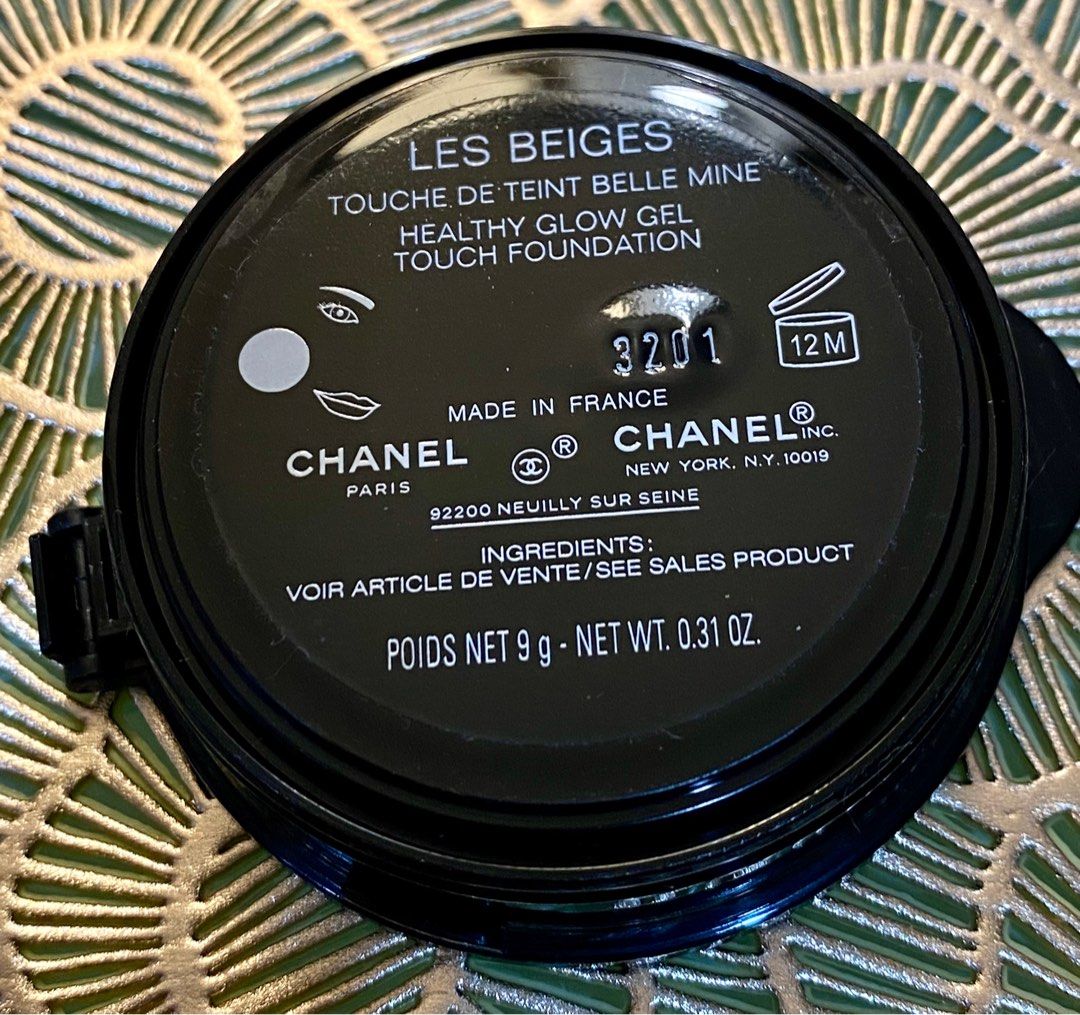 Chanel Vitalumiere Aqua Ultra Light Skin Perfecting Make Up SPF15 - # 30  Beige 30ml