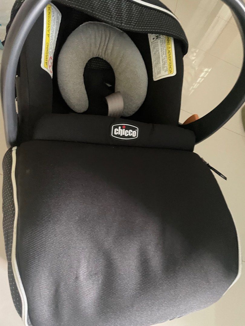 Chicco keyfit 30 2025 zip infant insert
