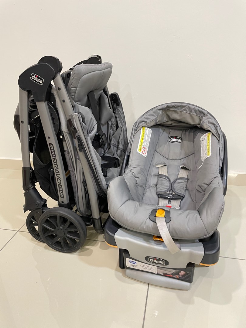 Chicco Mini Bravo Plus Carrier + Isofix Base + Stroller set, Babies