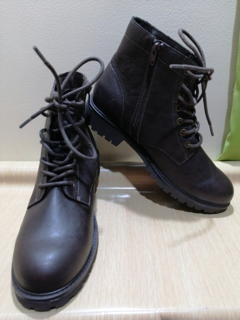 Club cheap room boots