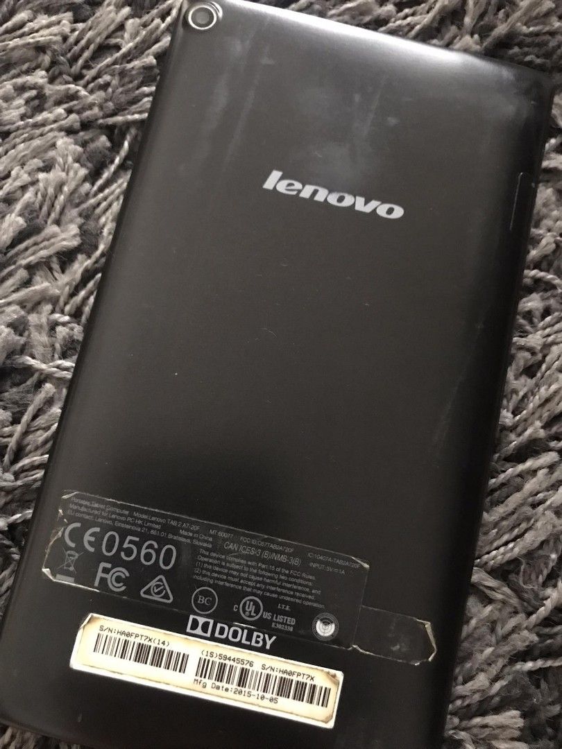 Defective Lenovo Tablet (Parts only) (Category: Android) located in Caloocan City. Submitted by belleandbelle (Listing ID 1264144190, Image 2). Description: LED Screen - damaged.
